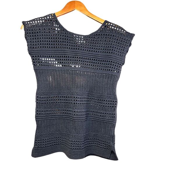 Old Navy Black Crochet Knit Sleeveless Top Small Petite - Picture 3 of 6